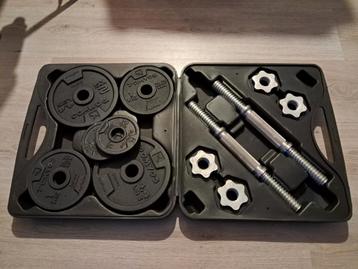 Halterset 20kg + 2x 0,5kg Domyos  25€ meeneemprijs. beschikbaar voor biedingen