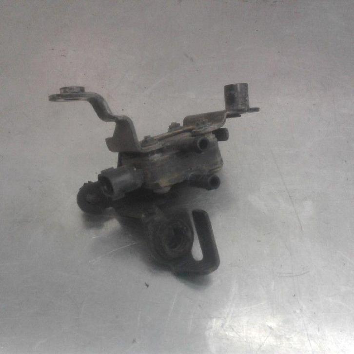 VACUUMVENTIEL Mazda 5 (CR19) (01-2004/05-2010), Auto-onderdelen, Klein materiaal, Mazda, Gebruikt