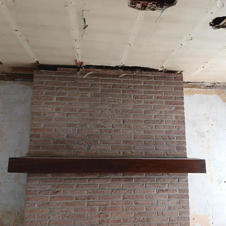 Houten eiken balk 1.865 mt + zijvleugels 47-48 cm, Doe-het-zelf en Bouw, Hout en Planken, Gebruikt, Balk, Eiken, Minder dan 200 cm