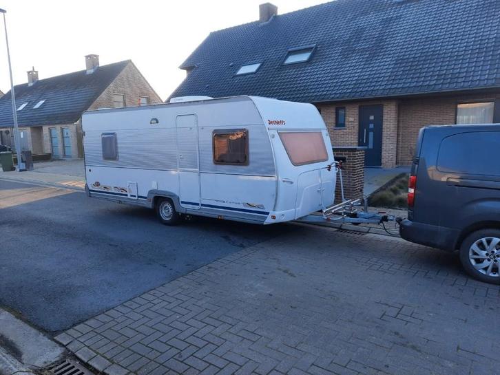Caravan, Caravans en Kamperen, Caravans, Particulier, tot en met 4, 1000 - 1250 kg, Rondzit, Dethleffs, Frans bed, Omvormbare zithoek