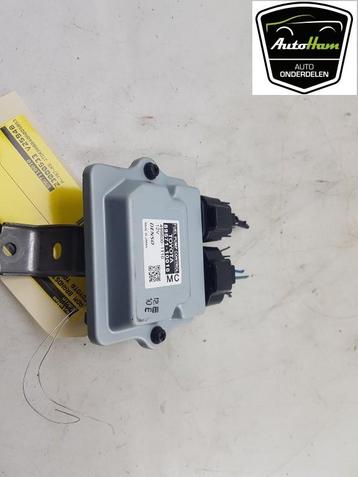 ORDINATEUR POMPE A CARBURANT Toyota Yaris Cross (PB1 / PJ1), Utilisé, Toyota