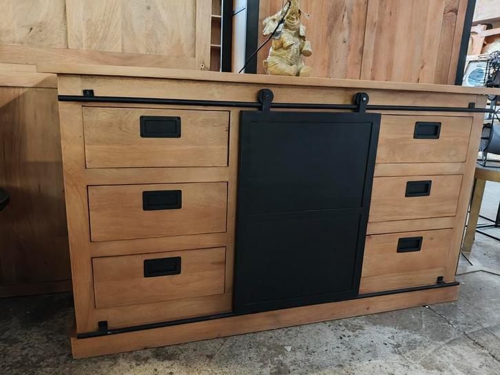 Dressoir kast (outlet?, Huis en Inrichting, Woonaccessoires | Overige, Nieuw, Ophalen