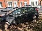 Ford fiesta 2010 accidenté face avant  233.322km moteur, Autos, Euro 5, Achat, Boîte manuelle, Diesel