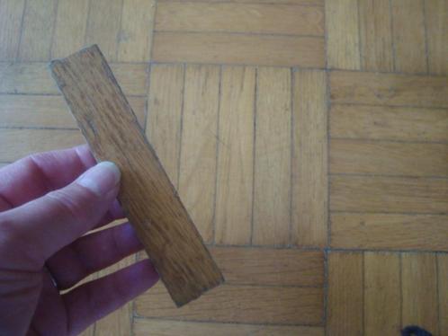 Je cherche 1 m² de parquet mosaïque 12 X 12 cm avec 5 lattes, Huis en Inrichting, Stoffering | Vloerbedekking, Gebruikt, Parket
