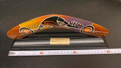 Australische boemerang - beschilderd en gelakt, Antiek en Kunst, Kunst | Overige Kunst, Ophalen of Verzenden