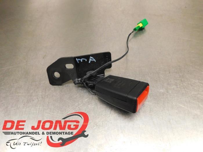 Veiligheidsgordel Insteek midden-achter van een Jeep Renegad, Auto-onderdelen, Interieur en Bekleding, Jeep, Gebruikt, 3 maanden garantie