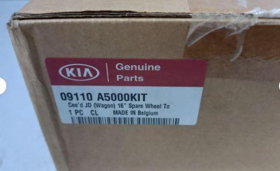 Gereedschap set voor reservewiel Hyundai Kia 09110A5000KIT, Auto diversen, Autogereedschap, Nieuw, Ophalen of Verzenden