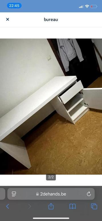 Bureau beschikbaar voor biedingen