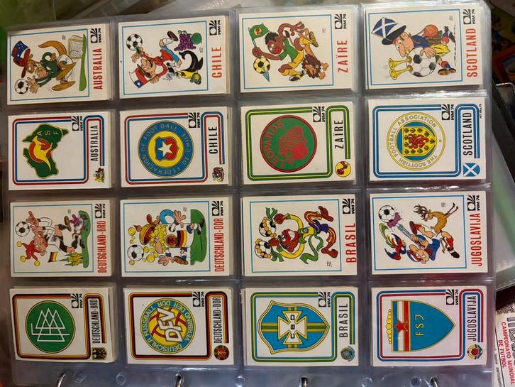 Wapenschilden van München 1974 + dubbelspel Panini, Verzamelen, Stickers, Zo goed als nieuw, Sport, Verzenden