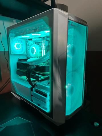 Extreme gaming pc 9700X / 32GB DDR5 6400 / RX 6950 XT / beschikbaar voor biedingen