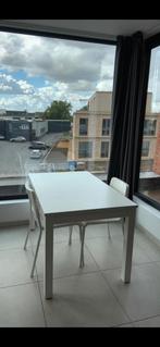 Uitschuifbare witte tafel, Huis en Inrichting, Ophalen, Zo goed als nieuw