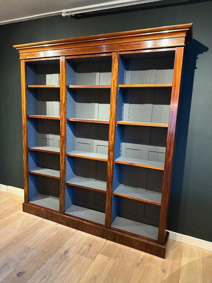 Grote antieke open boekenkast, Antiek en Kunst, Antiek | Meubels | Kasten, Ophalen of Verzenden