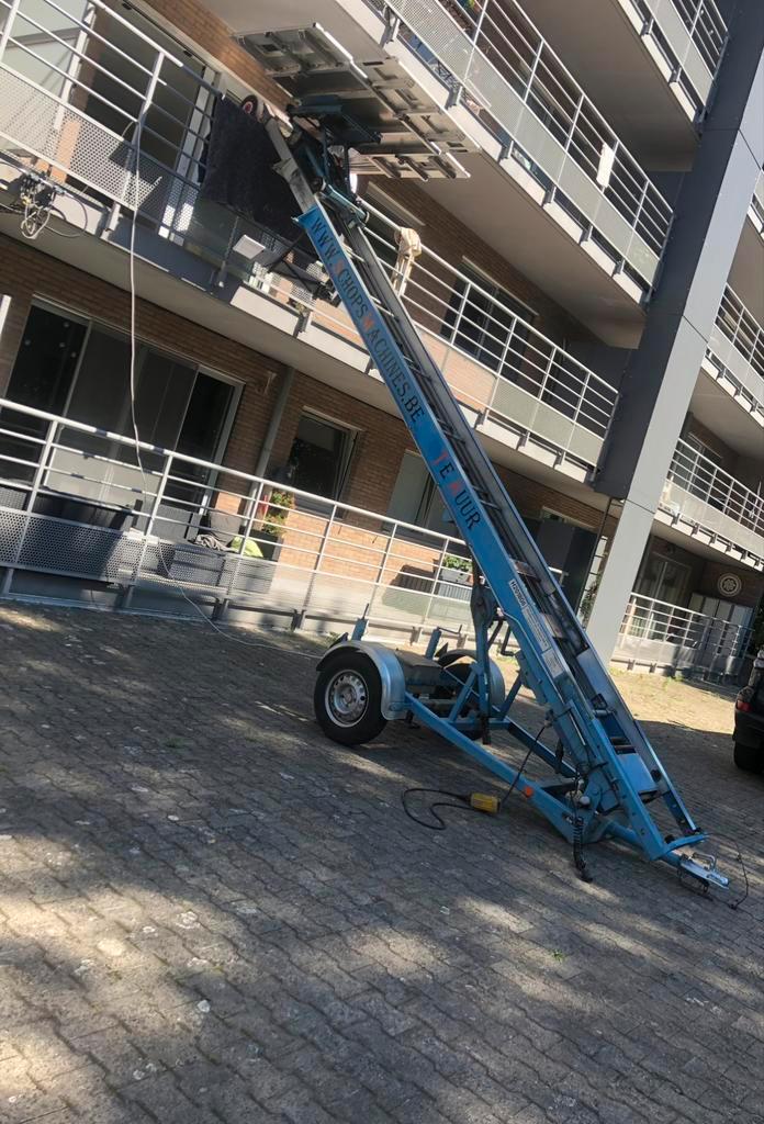 Verhuislift TE HUUR / HUREN, Zakelijke goederen, Machines en Bouw | Liften, Steigers en Ladders, Ophalen