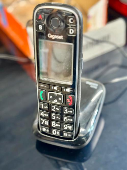 GIGASET E720 - DRAADLOZE TELEFOON VOOR SENIOREN, Telecommunicatie, Vaste telefoons | Handsets en Draadloos, Zo goed als nieuw