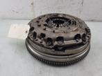 VLIEGWIEL DUBBELE MASSA BMW 1 serie (F20) (01-2010/06-2019), Gebruikt, BMW