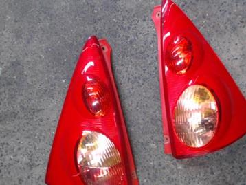 Feu arrière gauche Peugeot 107 2009-2012 3P LP/14920 beschikbaar voor biedingen