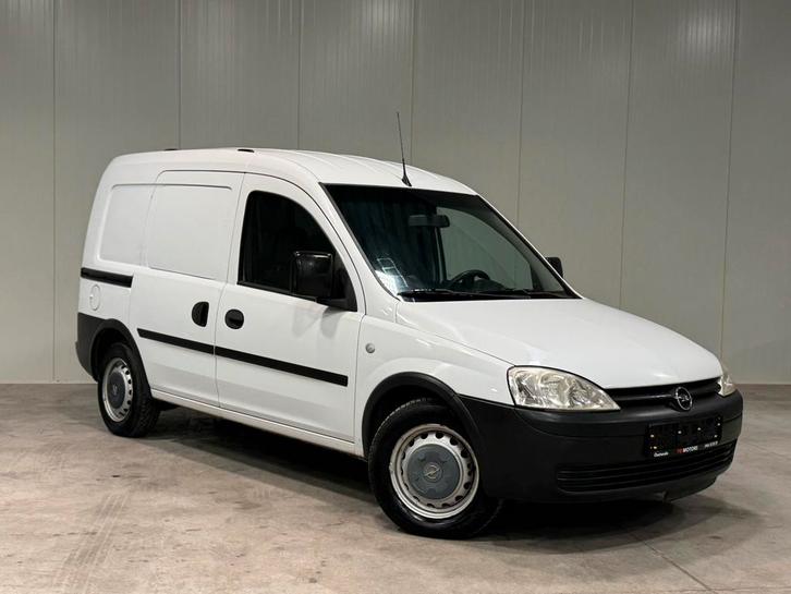 Opel combo/2011/diesel/1.3/garantie/carpass/134dkm/, Autos, Opel, Particulier, Enlèvement