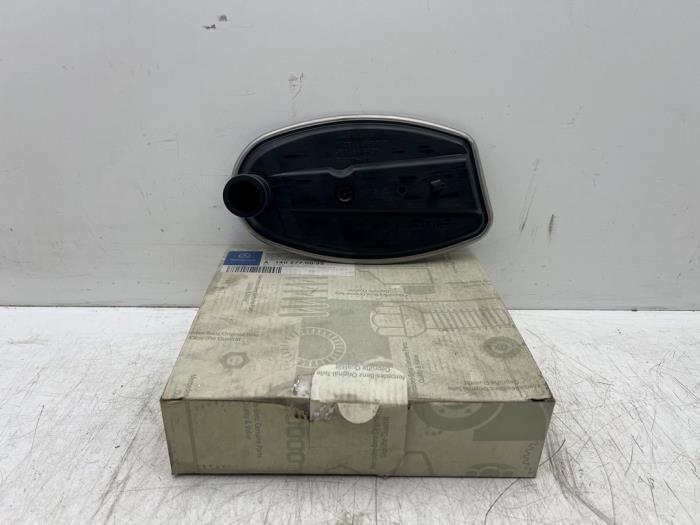 Oliefilter van een Mercedes G-Klasse, Auto-onderdelen, Filters, Mercedes-Benz, Gebruikt, 3 maanden garantie, Ophalen of Verzenden