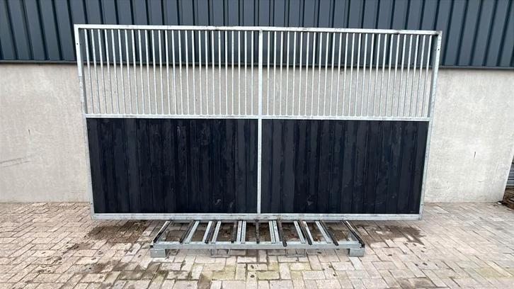 Tussenwand boven tralies | 4000 x 2200 mm. | B-Keuze, Dieren en Toebehoren, Stalling en Weidegang, Opfok, Stalling, Weidegang