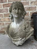 Zwaar beeld vrouw in steen, Tuin en Terras, Ophalen of Verzenden, Steen