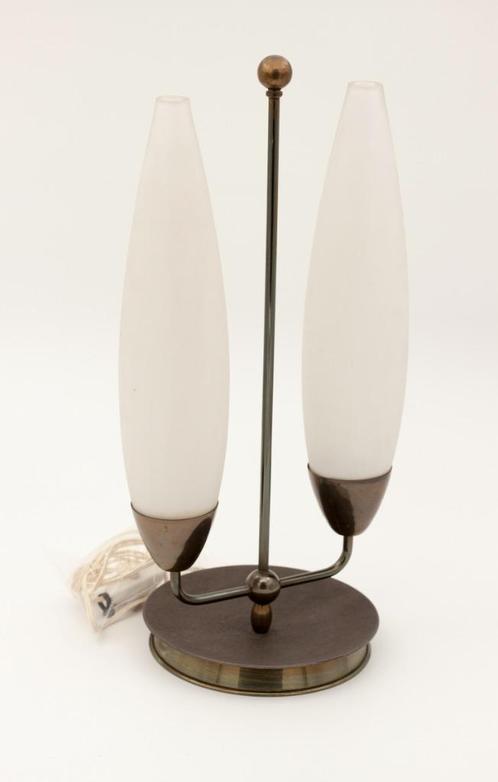 Scandinavische Tafellamp in Messing met Witte Opaline Glas, Huis en Inrichting, Lampen | Tafellampen, Zo goed als nieuw, Minder dan 50 cm