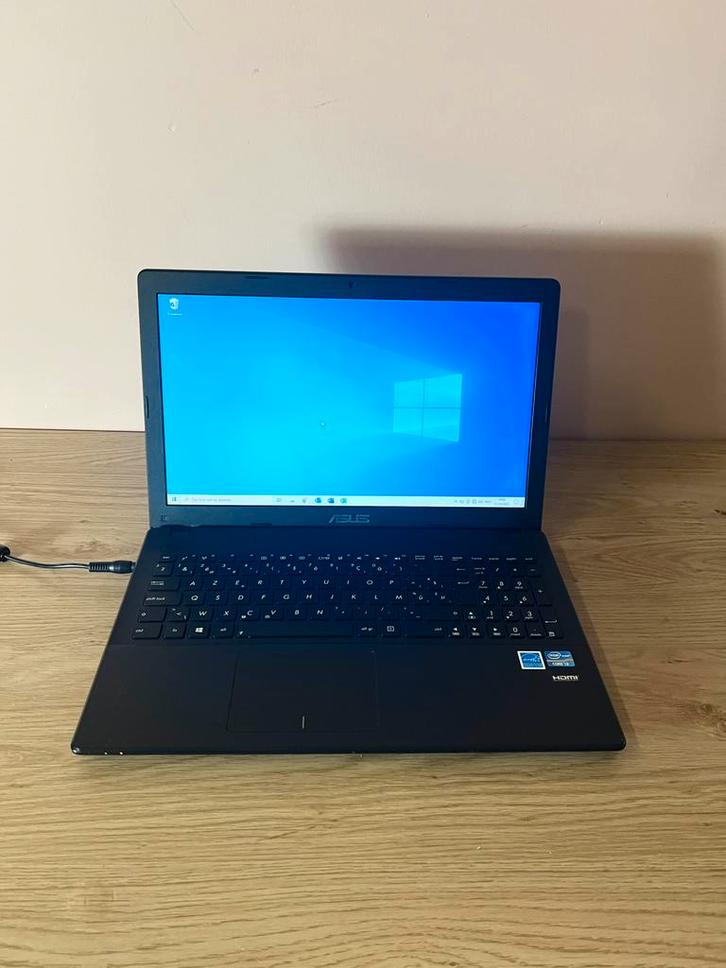 Asus laptop, Computers en Software, Laptop-opladers, Ophalen of Verzenden