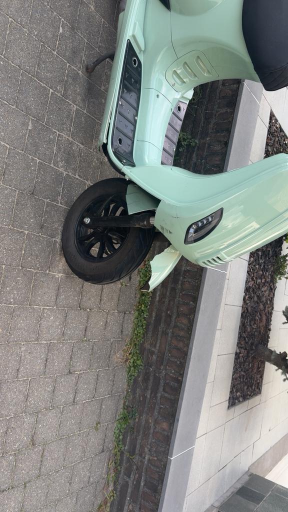 Gts toscana voor onderdelen, Vélos & Vélomoteurs, Scooters | Marques Autre, Utilisé, Classe A (25 km/h), Essence, Enlèvement