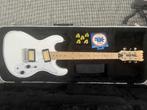 Univox Hi-Flier Phase IV by Eastwood met case en candy, Muziek en Instrumenten, Snaarinstrumenten | Gitaren | Elektrisch, Ophalen of Verzenden