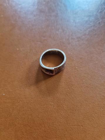 Zeer unieke zilveren oude dames ring