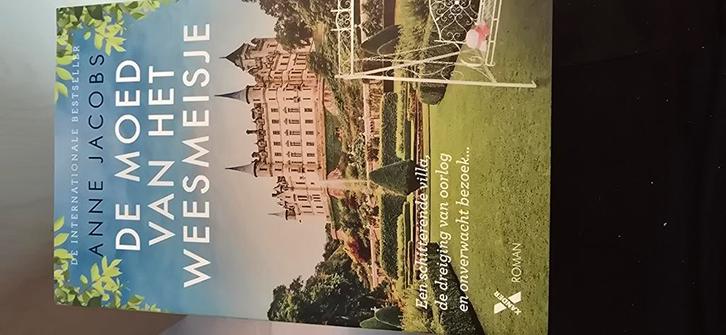 Anne Jacobs - De moed van het weesmeisje, Boeken, Literatuur, Zo goed als nieuw, Ophalen of Verzenden