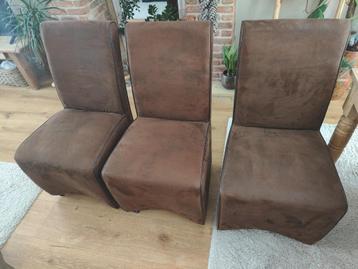 6 eetkamerstoelen  beschikbaar voor biedingen