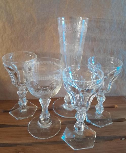 Setje 5 antieke kristal Val Saint Lambert glazen, Antiek en Kunst, Antiek | Glaswerk en Kristal, Ophalen of Verzenden