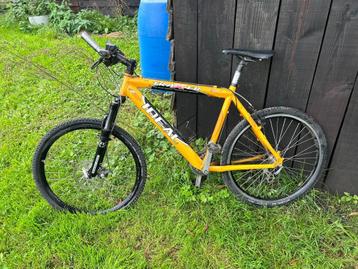 VELO VTT SPORT DE MARQUE TRAXER IDEAL  beschikbaar voor biedingen