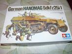 SDKFZ 251 TAMIYA 1/35 AVEC FIGURINES, Verzenden, Zo goed als nieuw, 1:32 tot 1:50