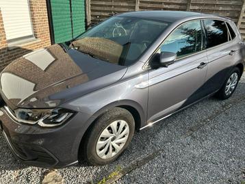 Volkswagen Polo Life 1.0 Tsi 30.000km, Autos, Argent ou Gris, Achat, Euro 6, Carnet d'entretien