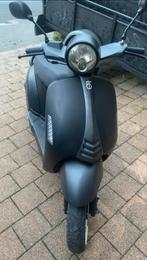 Scooter Btc Riva 2019 klasse A sans permis, Fietsen en Brommers, Ophalen, Btc, Klasse A (25 km/u), Zo goed als nieuw