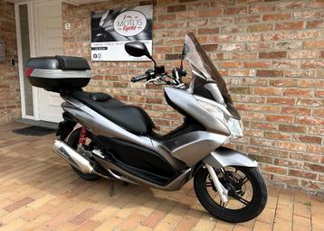 Honda PCX 125 (B-rijbewijs) beschikbaar voor biedingen