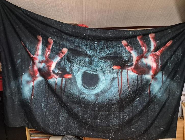 Wandtapijt Halloween 230 cm * 180 cm zombie/spirit, Hobby en Vrije tijd, Feestartikelen, Zo goed als nieuw, Feestartikel, Ophalen of Verzenden