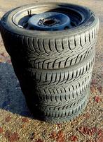 4 bons pneus hiver 195/55-16 sur jantes BMW, Autos : Pièces & Accessoires, Pneus & Jantes, Pneus et Jantes, Pneus hiver, 16 pouces