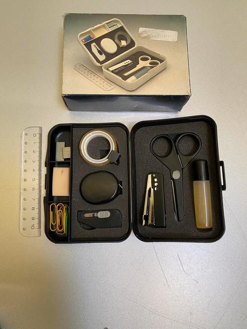 🍄 Stevig Doosje = set kantoorbenodigheden, Hobby en Vrije tijd, Overige Hobby en Vrije tijd, Zo goed als nieuw, Ophalen of Verzenden