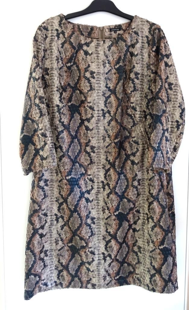 Prachtige jurk Caroline Biss, als nieuw. Maat 44, Kleding | Dames, Jurken, Zo goed als nieuw, Maat 42/44 (L), Overige kleuren