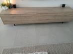 hpl eikendessin. afmeting  210 cm x  45 cm x52 cm, Huis en Inrichting, Kasten |Televisiemeubels, Ophalen, Zo goed als nieuw