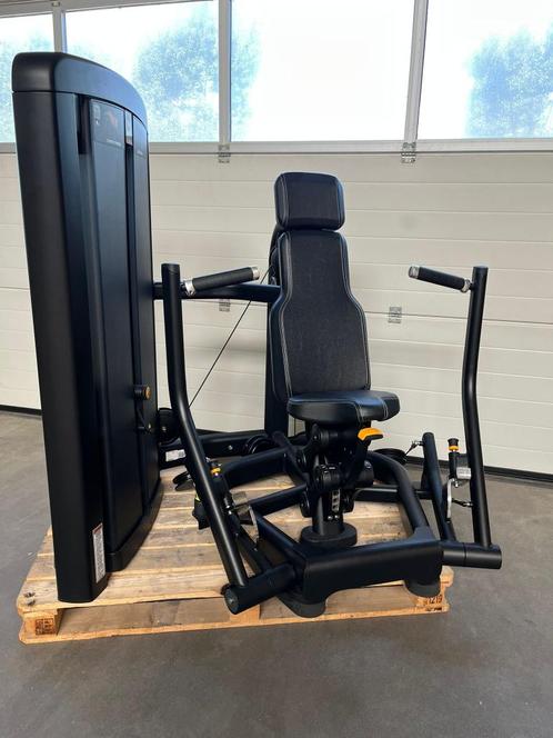 OPRUIMING! Life Fitness Chest Press, Sport en Fitness, Fitnessapparatuur