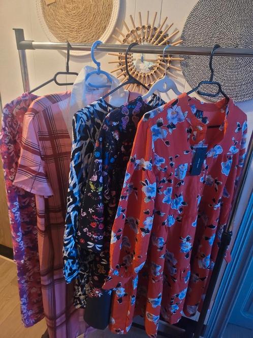 Set van 5 merkjurken, maat M. helemaal nieuw., Kleding | Dames, Dames-kledingpakketten, Nieuw, Ophalen of Verzenden
