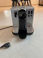 DeLonghi Nespresso koffiezet, Ophalen, Gebruikt, Koffiepads en cups