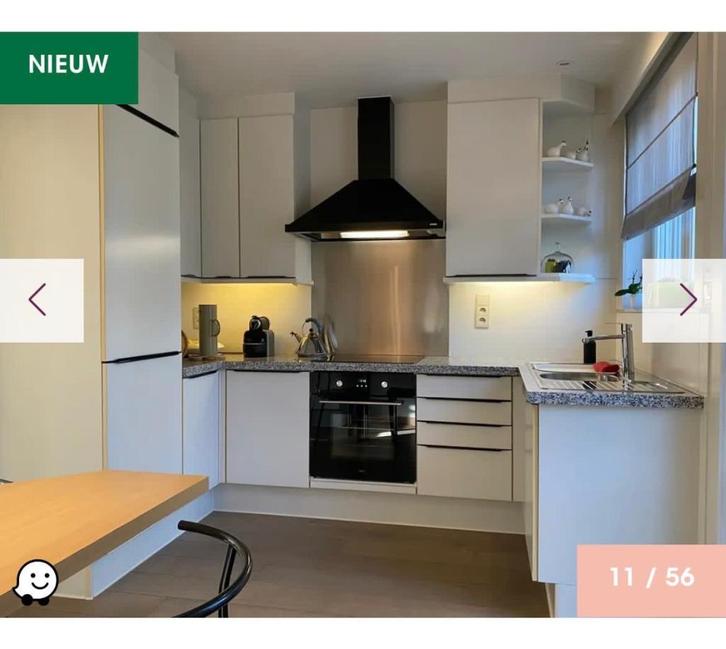 Moderne witte hoekkeuken met toestellen - zelf uit te breken, Huis en Inrichting, Keuken | Complete keukens, Zo goed als nieuw