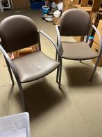 2 keukenstoelen met armleuningen, Huis en Inrichting, Ophalen, Gebruikt, Overige kleuren