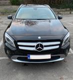 Mercedes-Benz GLA 180, Autos, SUV ou Tout-terrain, 5 places, Cuir, Noir