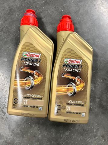Vespa olie castrol racing 2 takt beschikbaar voor biedingen