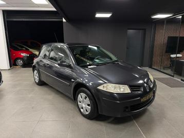 RENAULT MEGAN1.4 BENZINE 147.000 KM TOP STAAT, Autos, 90 kW, Achat, Entreprise, Essence
